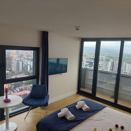 Apart-Hotel Orbi City Batumi Esterno foto