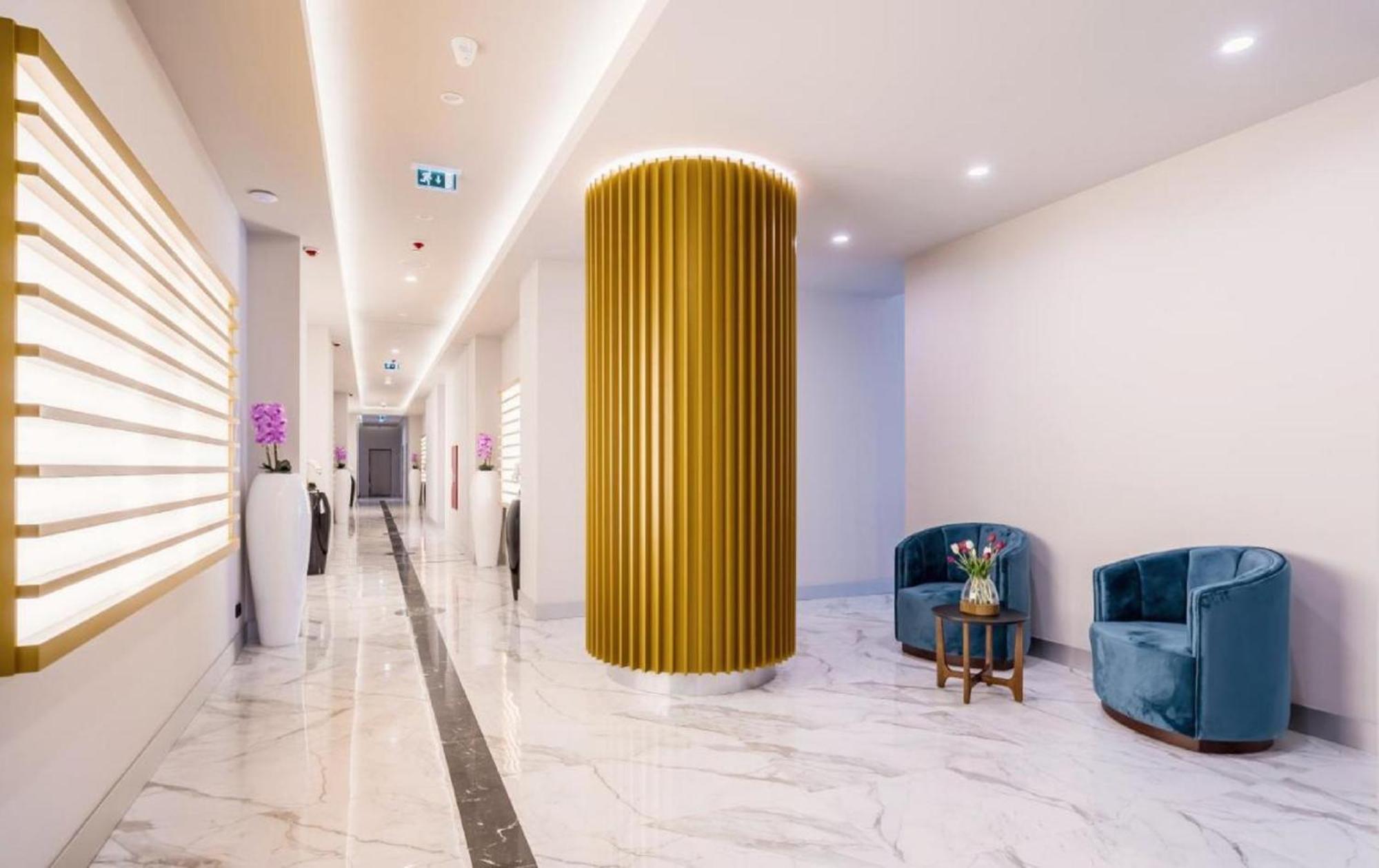 Apart-Hotel Orbi City Batumi Esterno foto