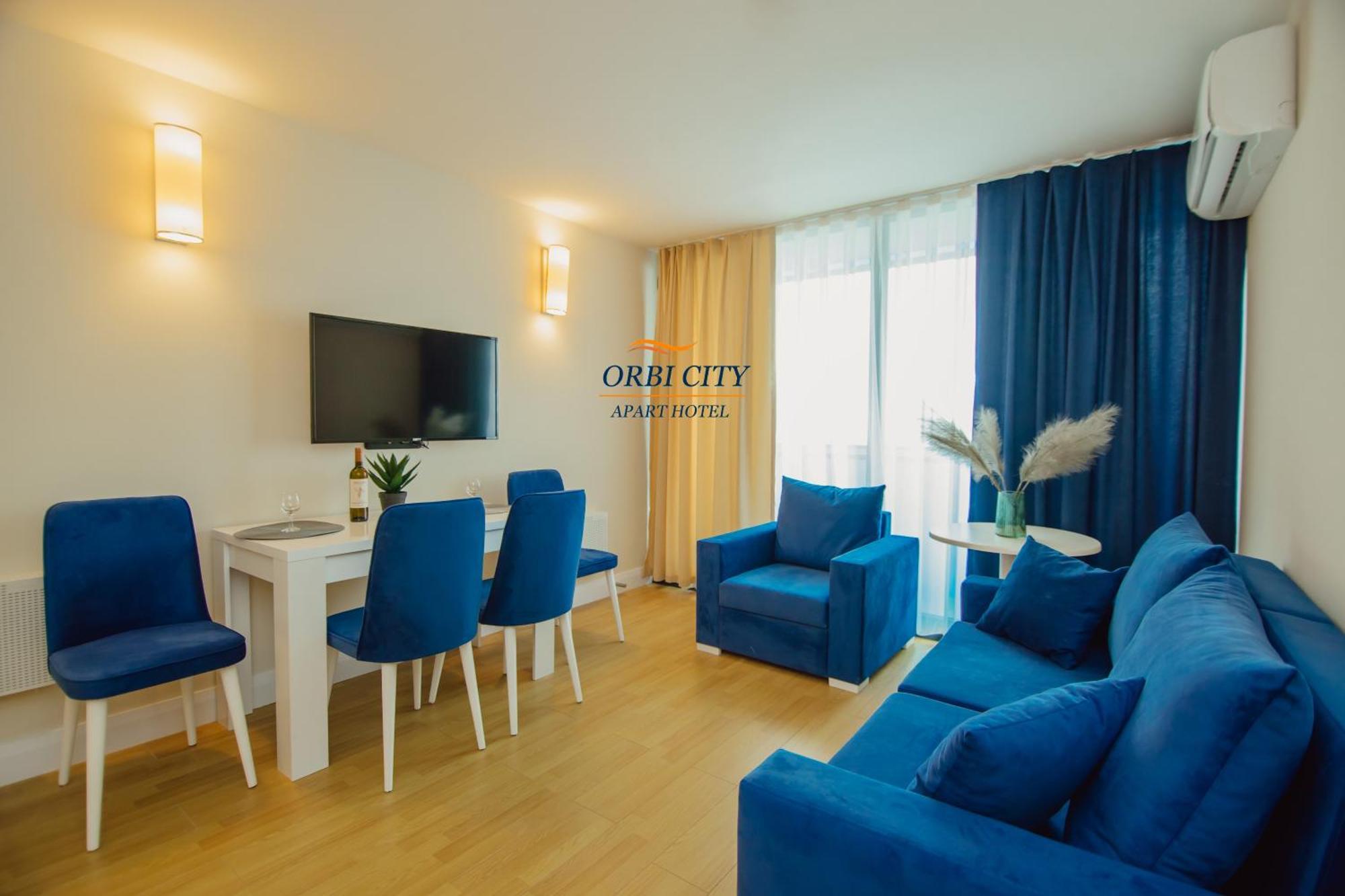 Apart-Hotel Orbi City Batumi Esterno foto
