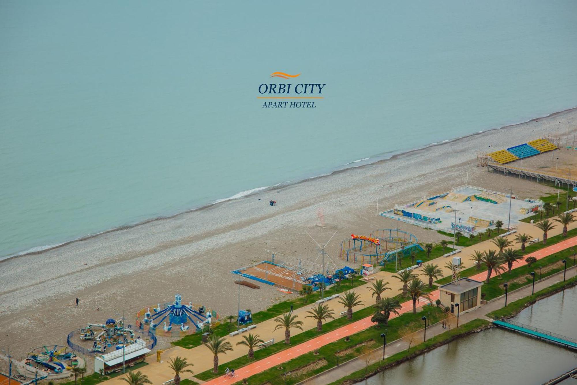 Apart-Hotel Orbi City Batumi Esterno foto