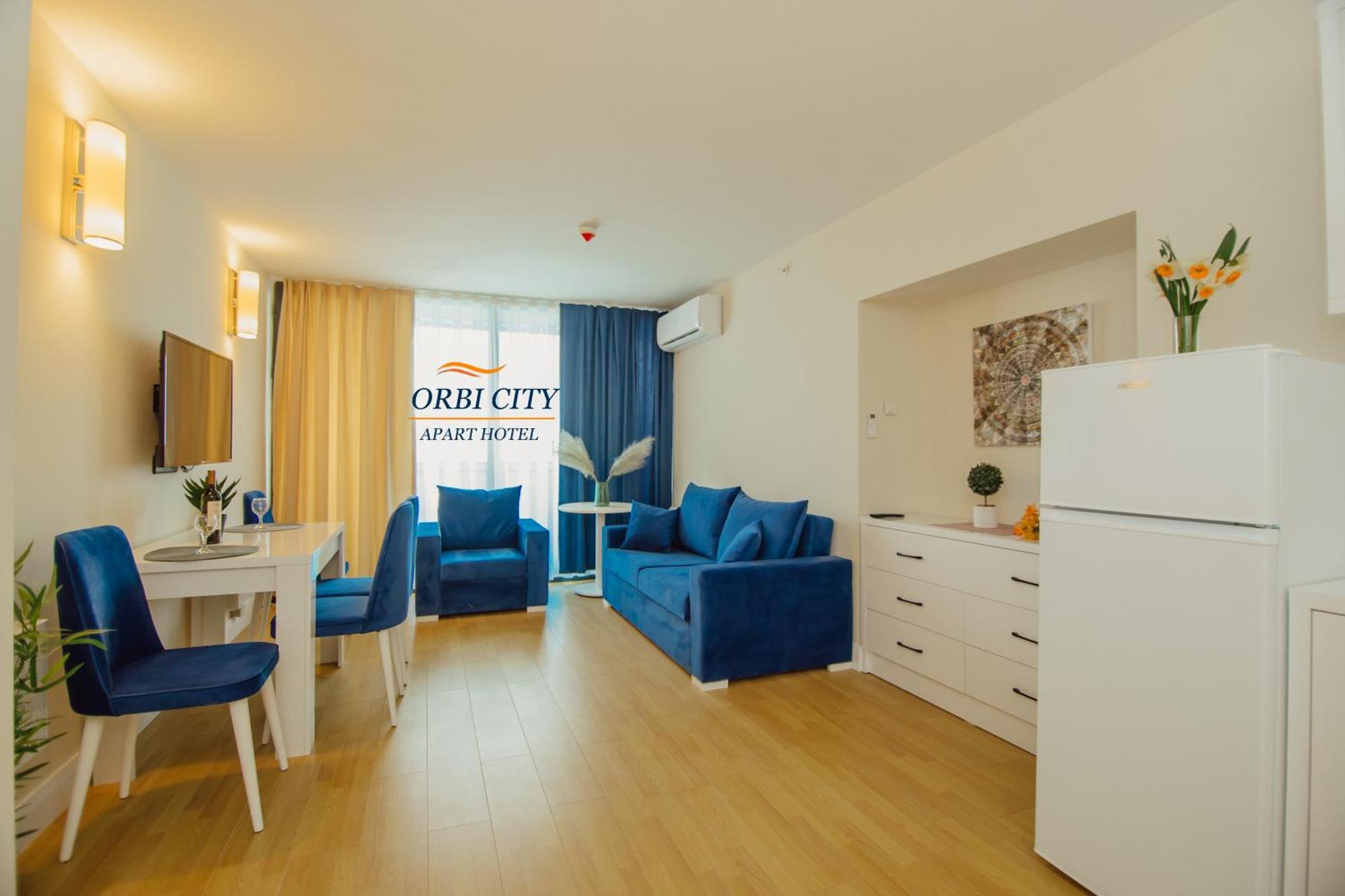 Apart-Hotel Orbi City Batumi Esterno foto