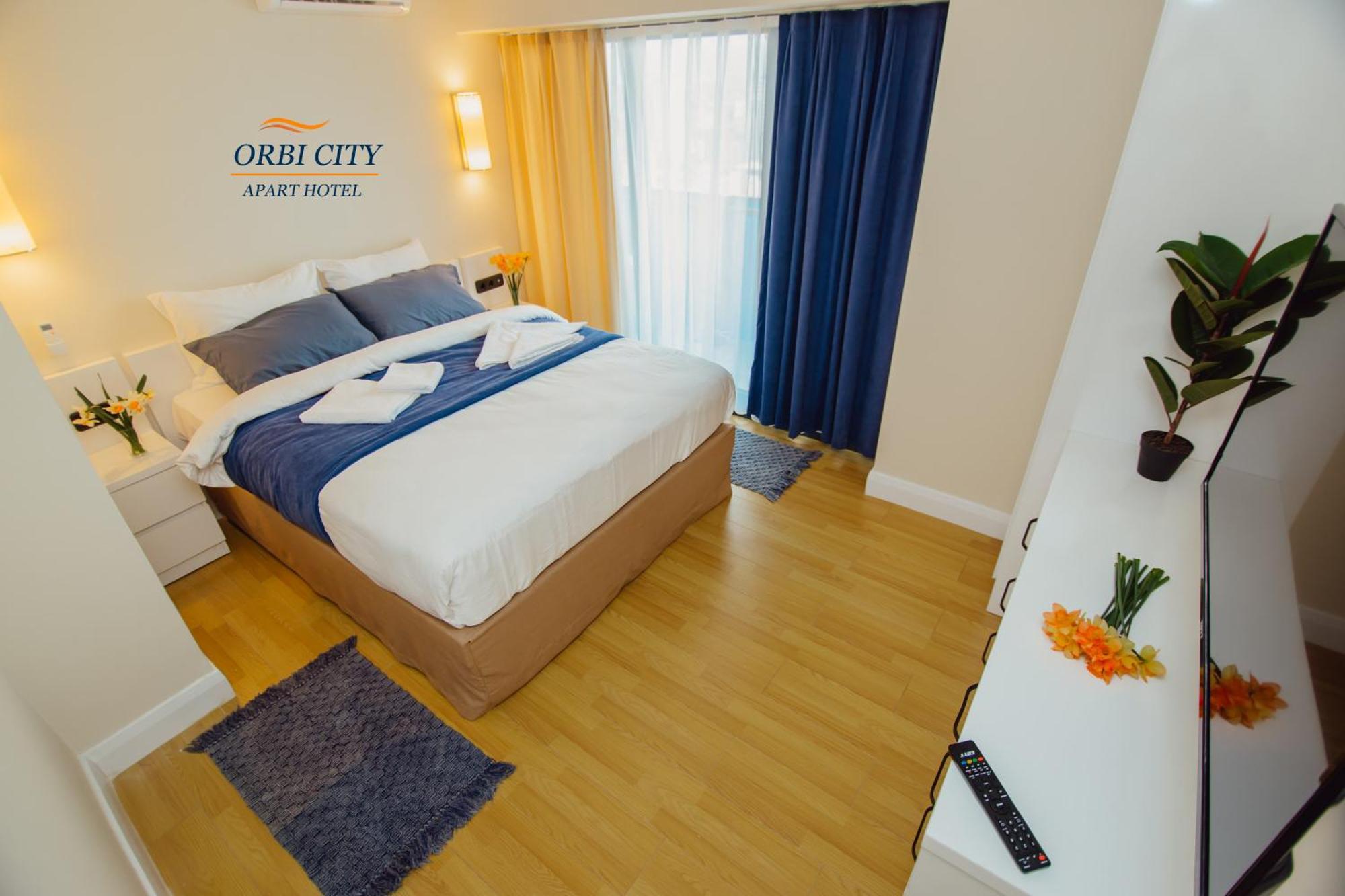 Apart-Hotel Orbi City Batumi Esterno foto