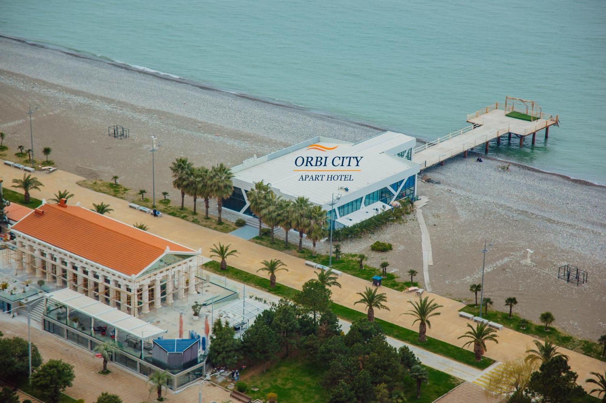 Apart-Hotel Orbi City Batumi Esterno foto