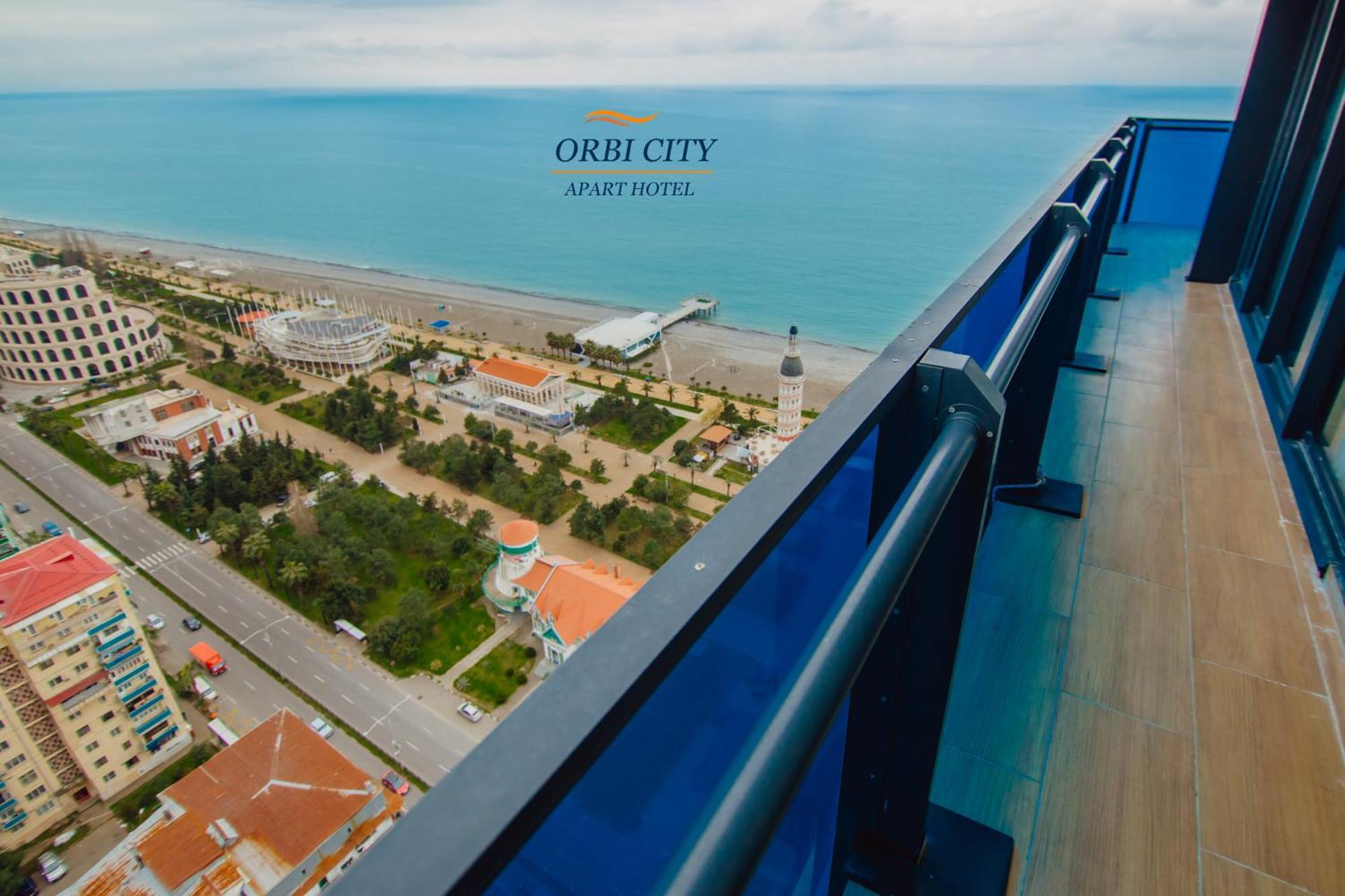 Apart-Hotel Orbi City Batumi Esterno foto